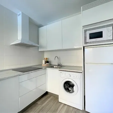 With Terrace And Sea Views Apartment Benalmadena