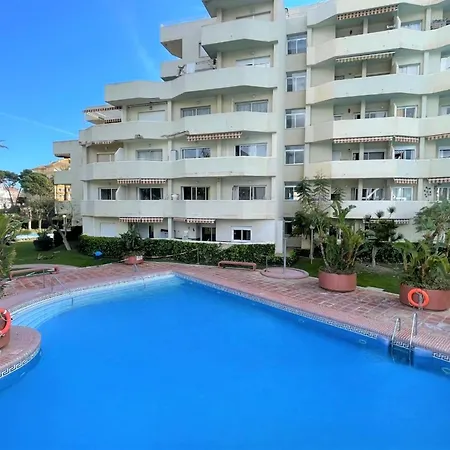 Apartment With Terrace And Sea Views Benalmadena